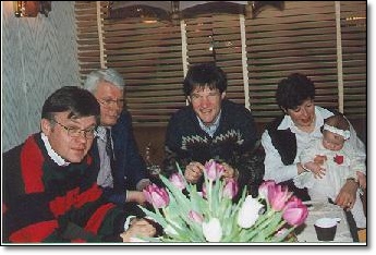  Curt Olof, Jos samt Arne med fru och förstfödda 